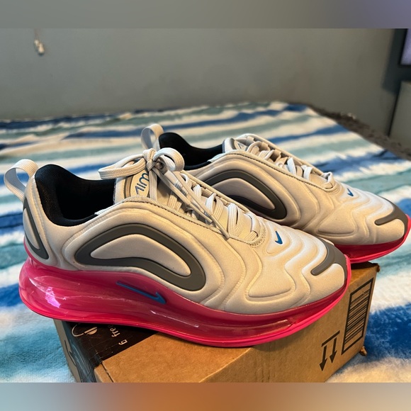 Used a few times to workout , Good condition - Picture 1 of 6